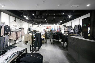 免費(fèi)高清實(shí)拍 歐洲服裝店場(chǎng)景助力零售營(yíng)銷